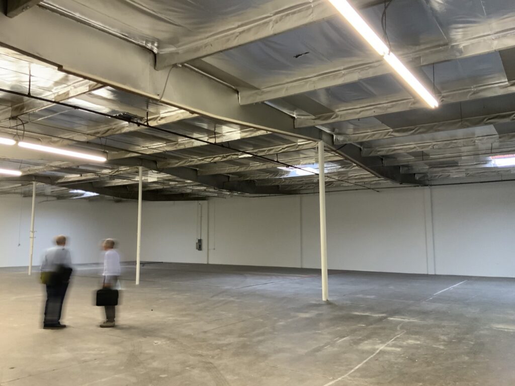 COMMERCIAL TENANT IMPROVEMENT, FOR TOTUM.